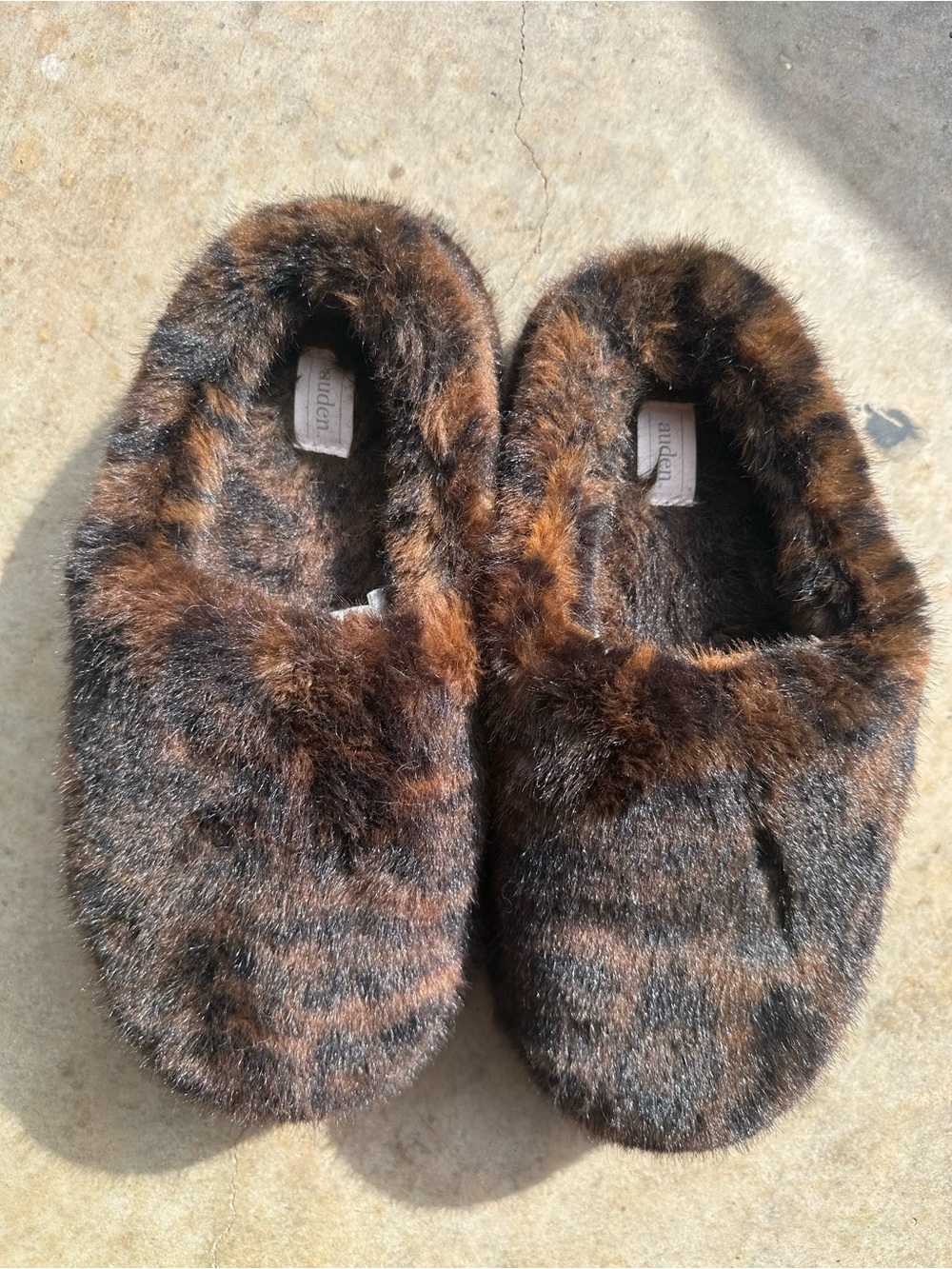 Auden Faux Fur Slip-On Slippers in Brown